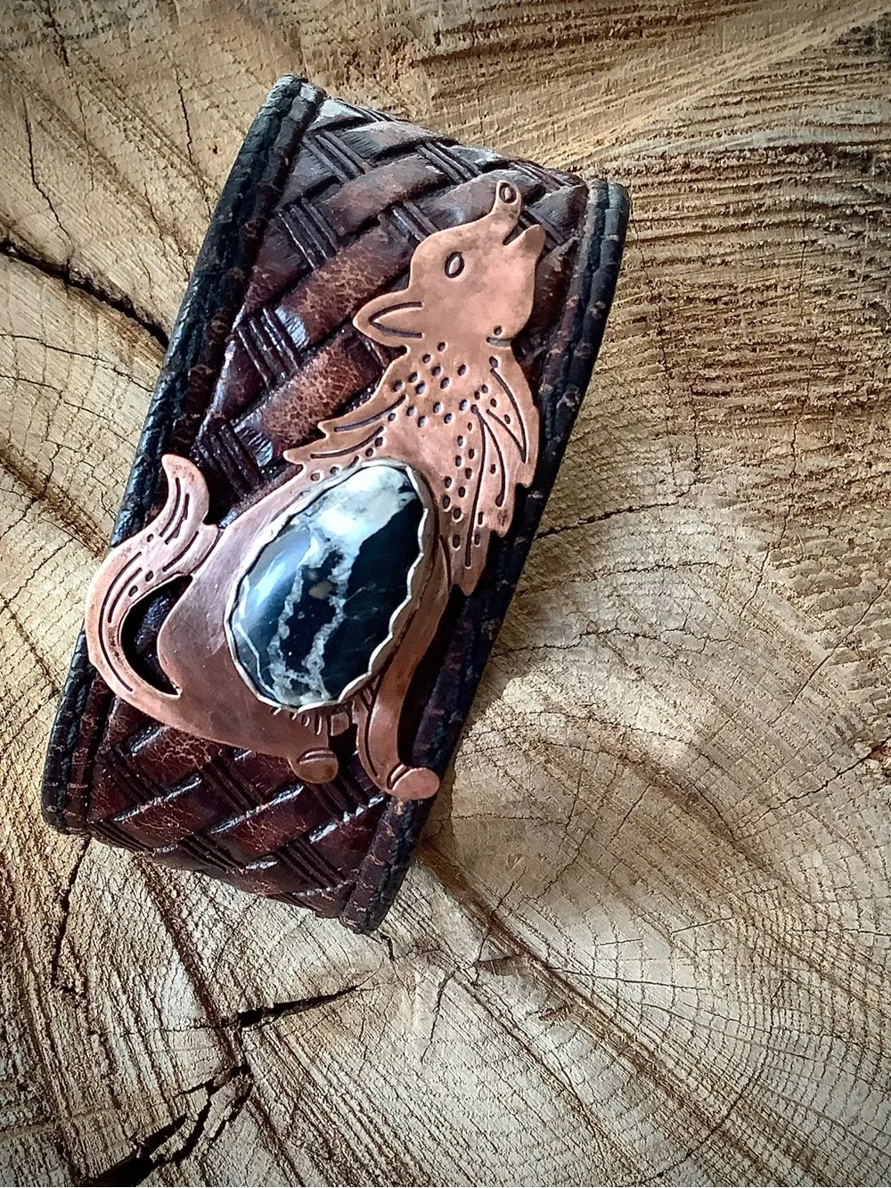 Copper Wolf /White Buffalo stone, adjustable